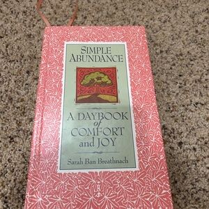 Simple Abundance Daybook - Pink Cover